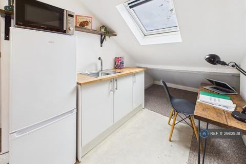 1 bedroom in a house share to rent, Humber Road, Coventry, CV3