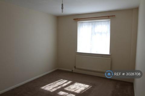 1 bedroom flat to rent, Crisfield Court, St. Michaels, Tenterden, TN30