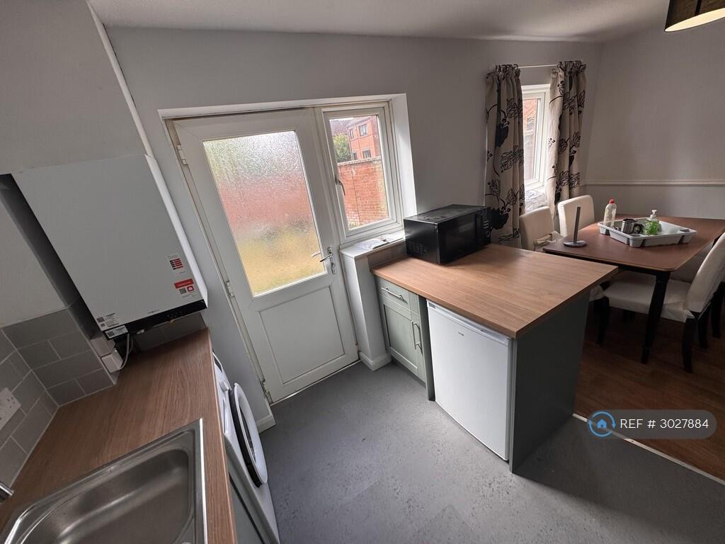 House in York - View 5