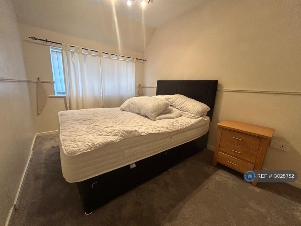 Apartment in Nottingham - View 5