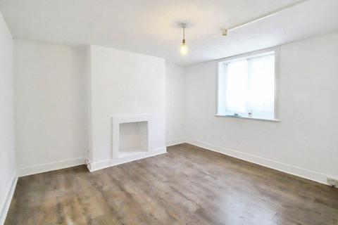 1 bedroom flat to rent, The Close, Rochester, ME1