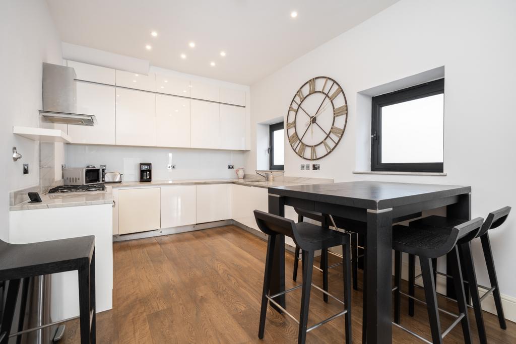 House in London, South Kensington - More
