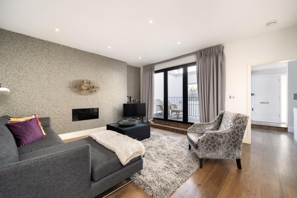 House in London, South Kensington - View 2