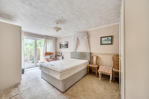 2 bedroom bungalow for sale, Beverley, Toothill, Swindon, SN5