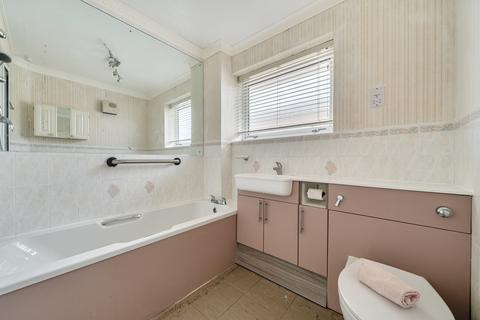 2 bedroom bungalow for sale, Beverley, Toothill, Swindon, SN5