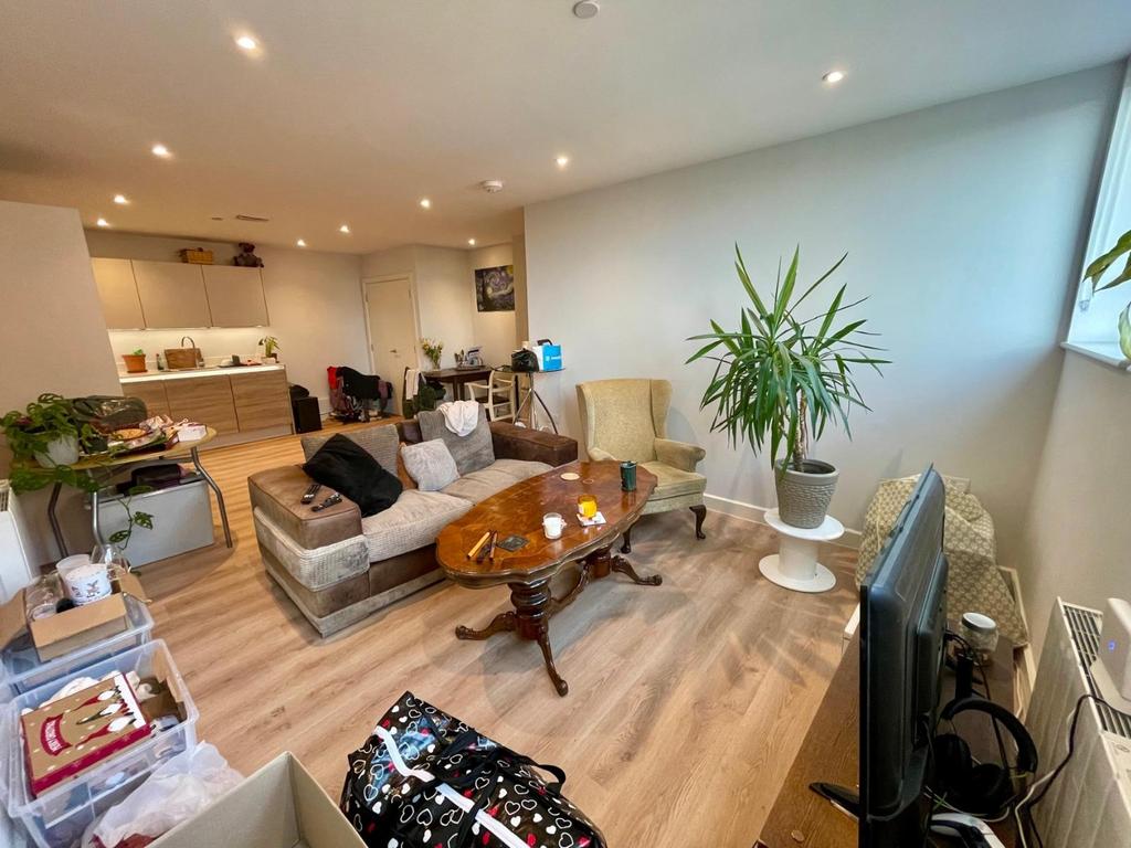 Apartment in Bournemouth, Lansdowne - View 3