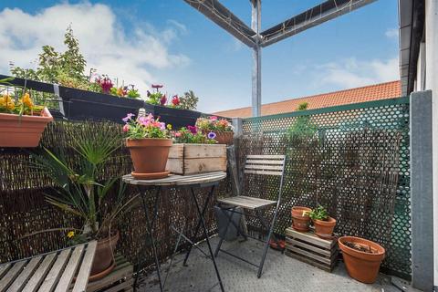 2 bedroom apartment for sale, Upper Chase, Chelmsford
