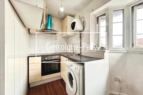 Studio to rent, New Street, Basingstoke, RG21