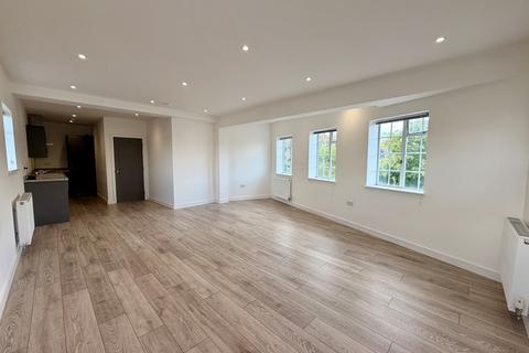 2 bedroom maisonette to rent, Stone Park Avenue, Beckenham, BR3