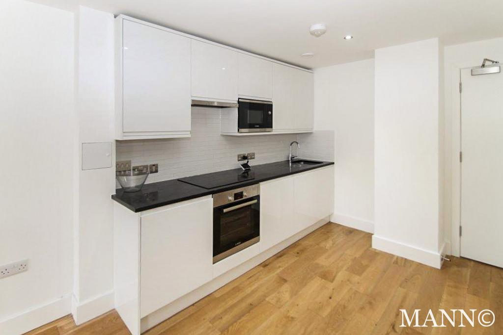 Apartment in Sutton - View 5
