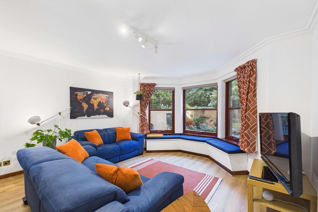 Apartment in Edinburgh - View 2