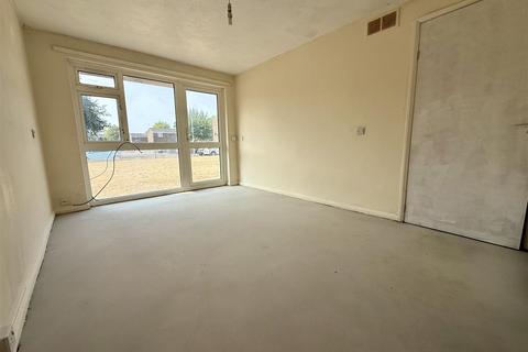 2 bedroom flat for sale, Portway, Chippenham