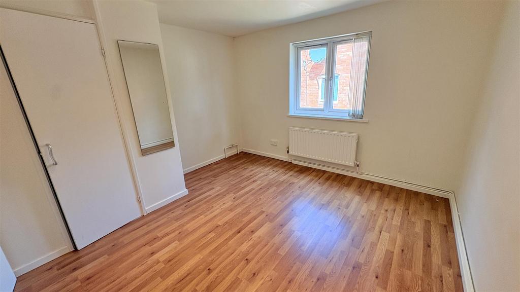 Apartment in Birmingham - More