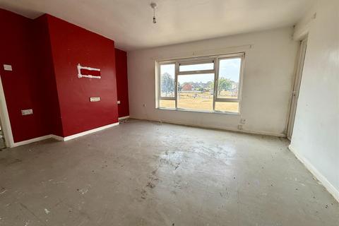 2 bedroom flat for sale, Leylands Road, Corsham