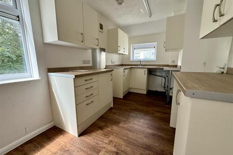 2 bedroom flat for sale, Limes Place, Latton, Swindon