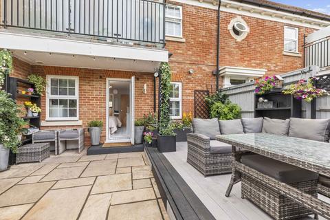 2 bedroom flat for sale, Bank Apartments, Dean Street, Marlow, Buckinghamshire, SL7 3DX