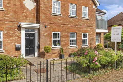 2 bedroom flat for sale, Bank Apartments, Dean Street, Marlow, Buckinghamshire, SL7 3DX