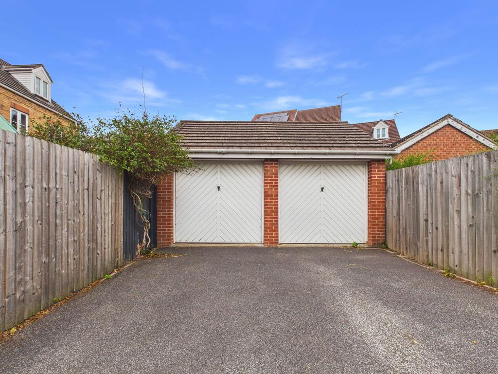 House in Nottingham - View 2
