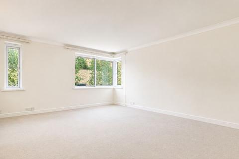 Studio to rent, Palmerston House, 60 Kensington Place, W8