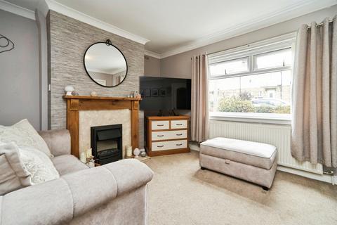 3 bedroom end of terrace house for sale, Hope Avenue, Shipley