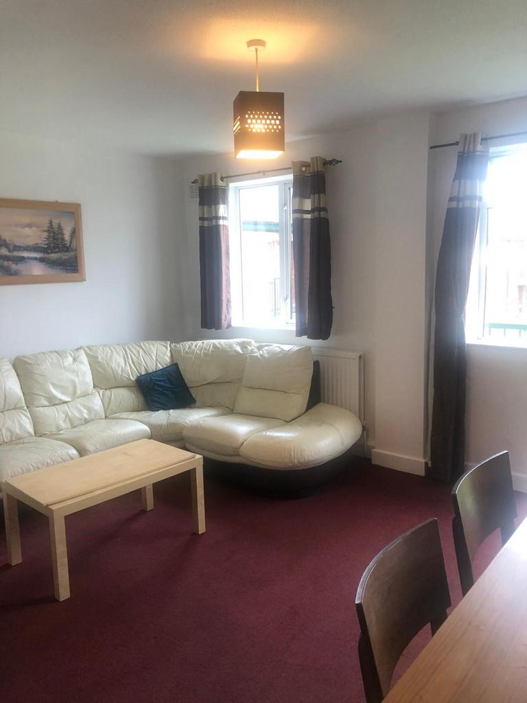 Apartment in Salford - View 4