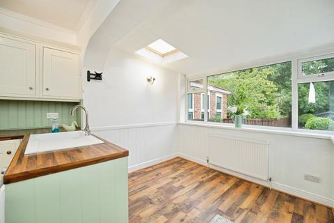 4 bedroom semi-detached house for sale, Kelmscott Garth, Leeds