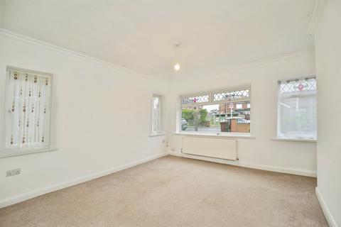 4 bedroom semi-detached house for sale, Kelmscott Garth, Leeds