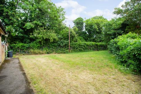 2 bedroom flat to rent, 14-16 Canterbury Road, Whitstable, Kent, CT5