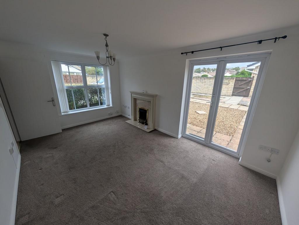House in Burnley - View 3