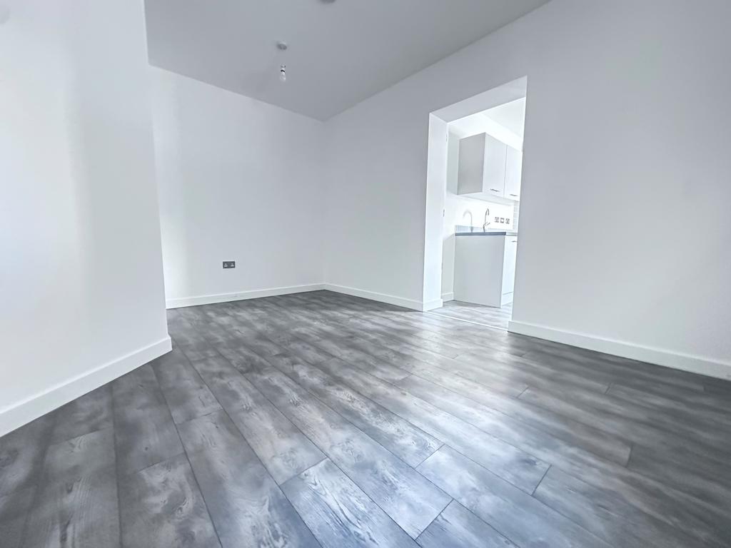 Apartment in Birmingham - View 4
