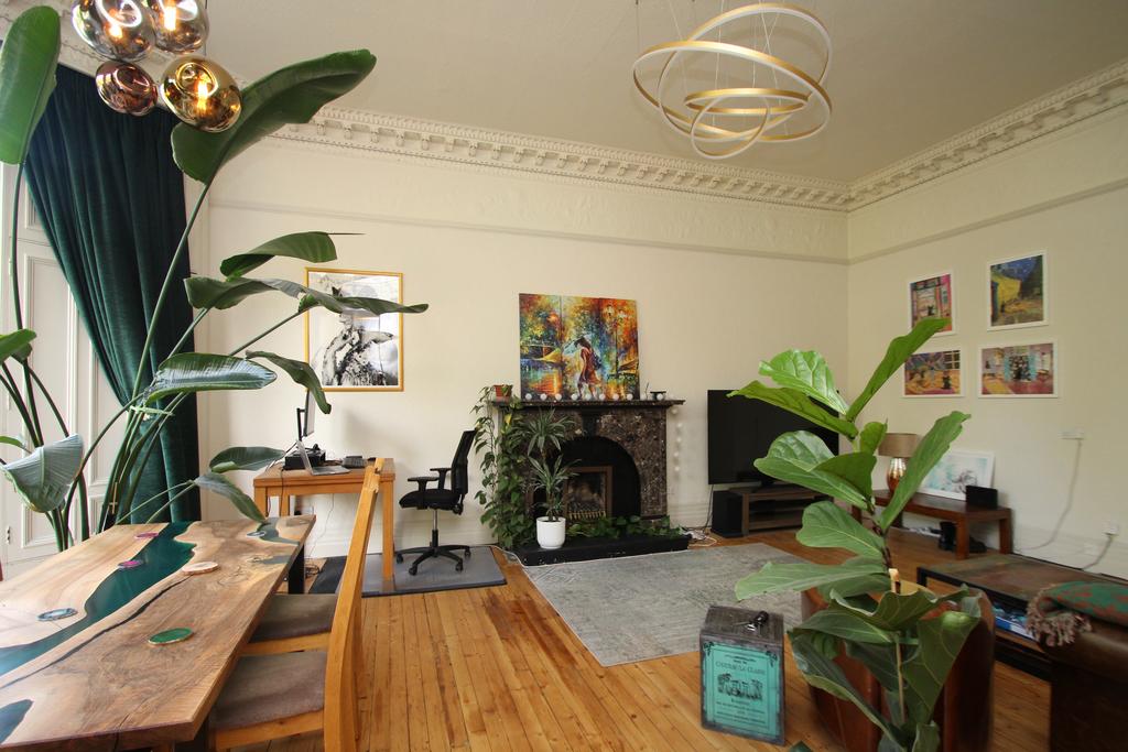 Apartment in Glasgow - View 3