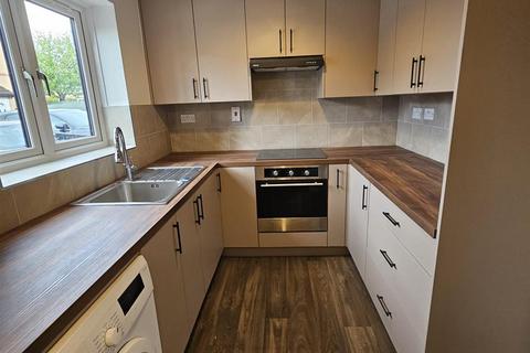 2 bedroom house to rent, Blackstock Close, Headington, Oxford