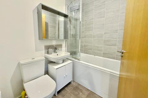 2 bedroom townhouse for sale, Cardwell Road, Leeds