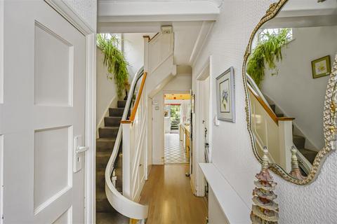 3 bedroom semi-detached house for sale, Roding View, Buckhurst Hill