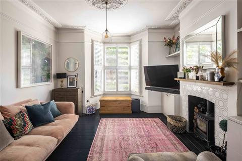 4 bedroom terraced house for sale, Mount Pleasant Lane, Clapton, London, E5