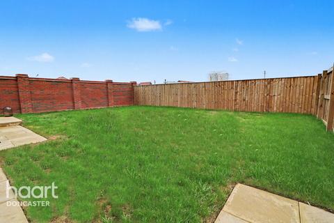 5 bedroom detached house for sale, Butterfly Way, Rossington, Doncaster
