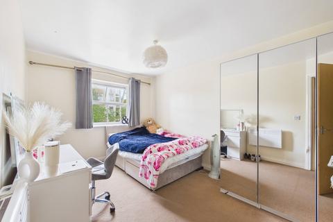 2 bedroom apartment for sale, International Way, Sunbury-on-Thames, Surrey, TW16
