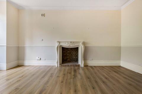 undefined, Croydon Road, London, SE20