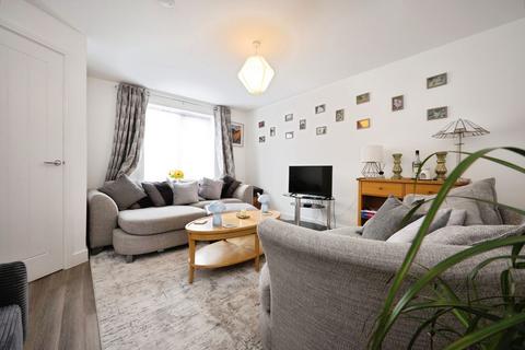 4 bedroom detached house for sale, Albatros Lane, Aylesbury HP22
