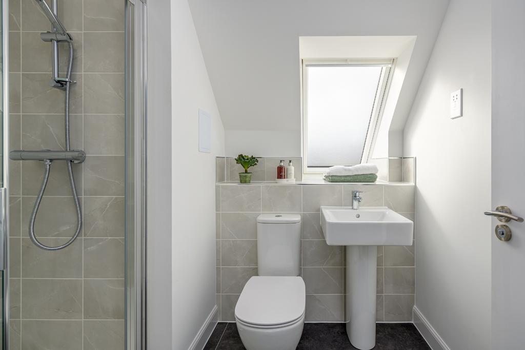 House in Jackton, South Lanarkshire - More