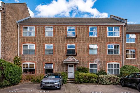 1 bedroom flat for sale, Paxton  Close, Forest Hill, London, SE23