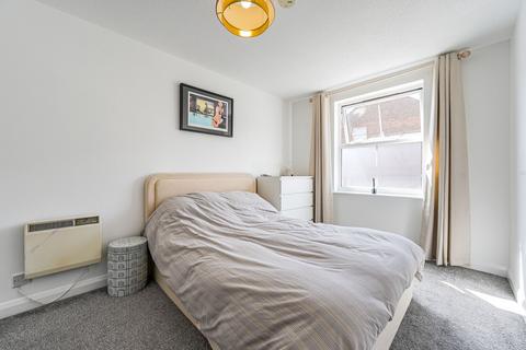 1 bedroom flat for sale, Paxton  Close, Forest Hill, London, SE23