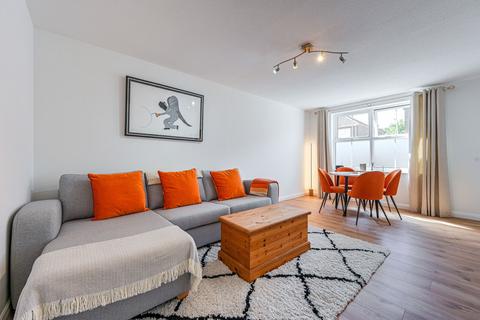 1 bedroom flat for sale, Paxton  Close, Forest Hill, London, SE23