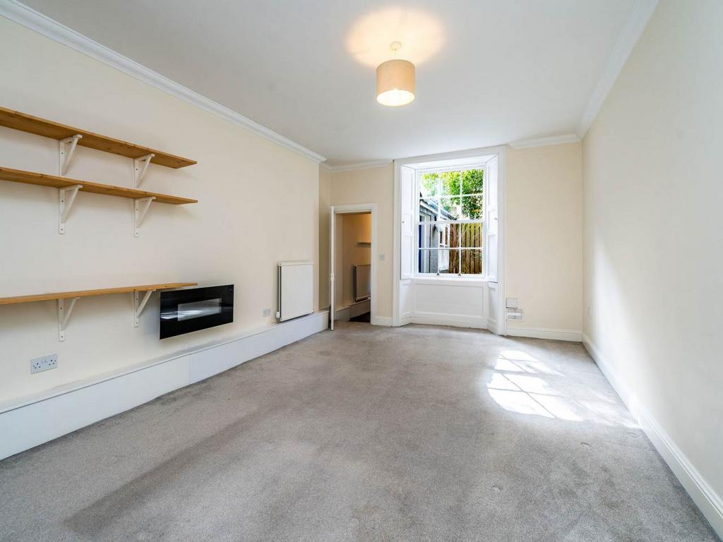 Apartment in Edinburgh - View 2