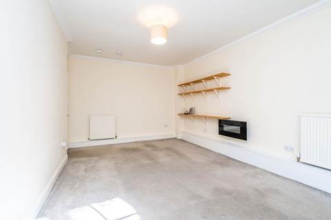2 bedroom flat to rent, Northumberland Street, New Town, Edinburgh