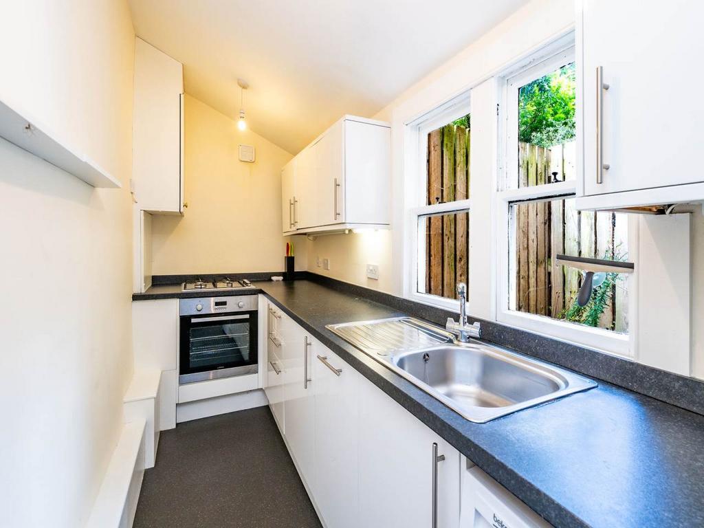 Apartment in Edinburgh - View 5