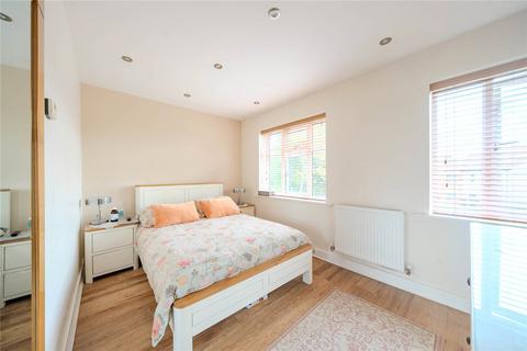 3 bedroom semi-detached house for sale, Parkview Place, West Park, Leeds, West Yorkshire
