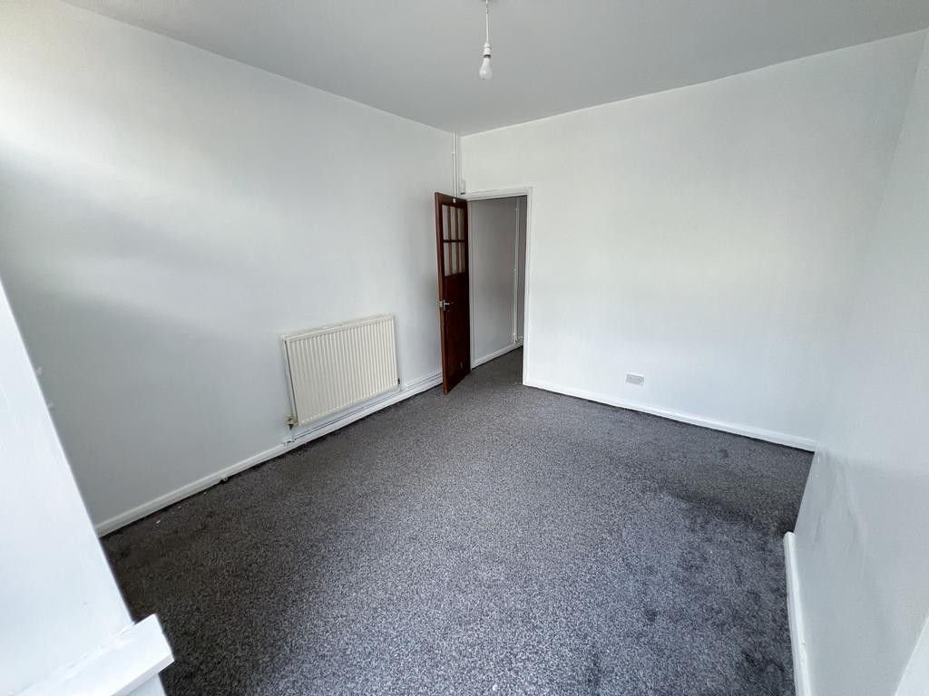 House in Birmingham, West Midlands - View 2