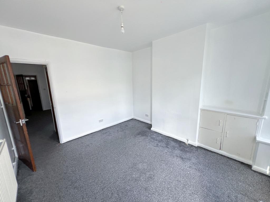 House in Birmingham, West Midlands - View 3
