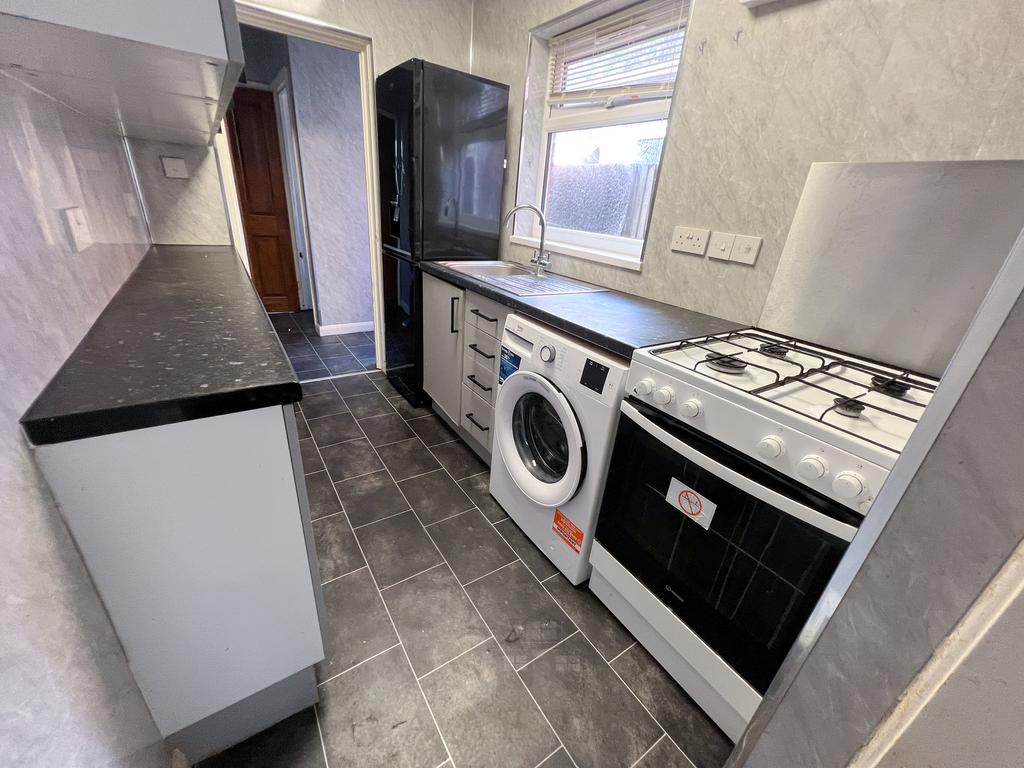 House in Birmingham, West Midlands - More